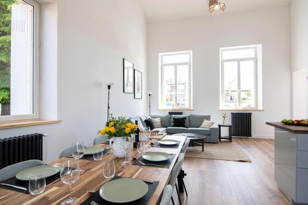 Treize Maison 3 Bed House In Centre Of Saint Severin Esterno foto